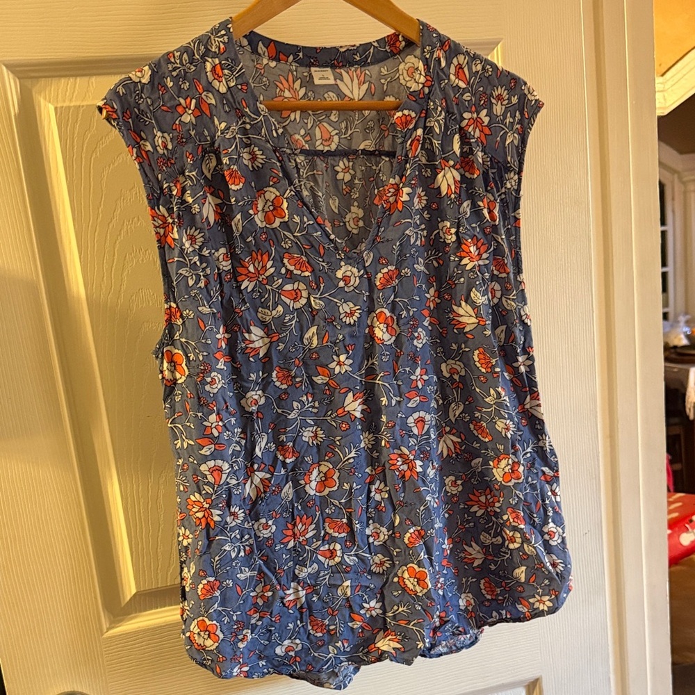 Old Navy Blue Floral Blouse